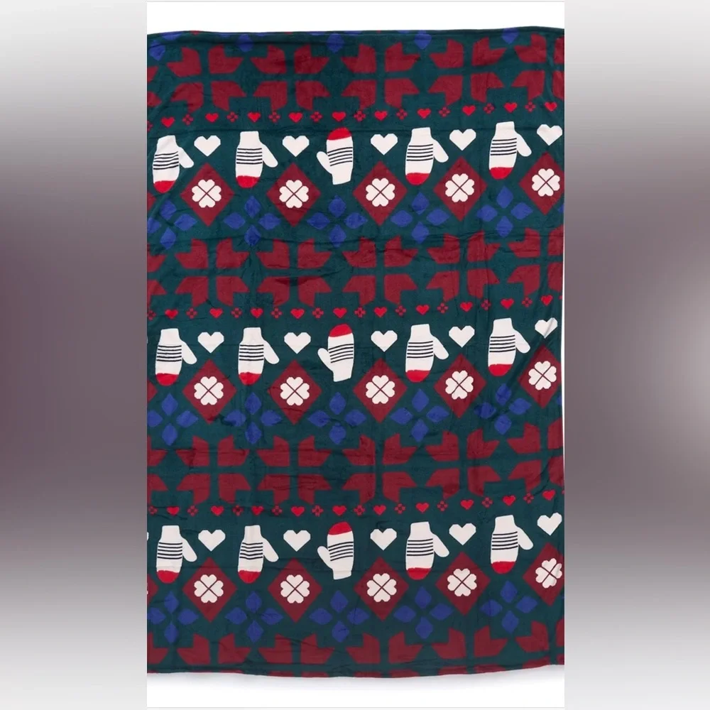 Vera Bradley Cozy INTARSIA MITTENS Throw